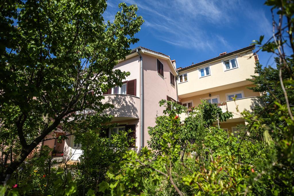 Apartments Vitkovic Đảo Đảo Cres Ngoại thất bức ảnh
